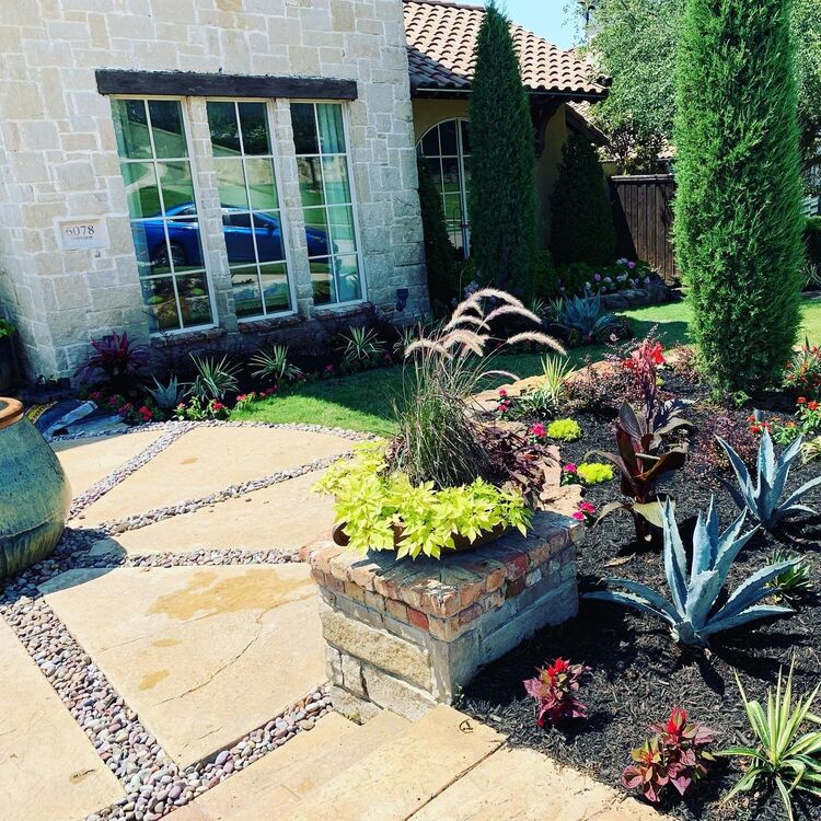Landscaping services in Plano, TX